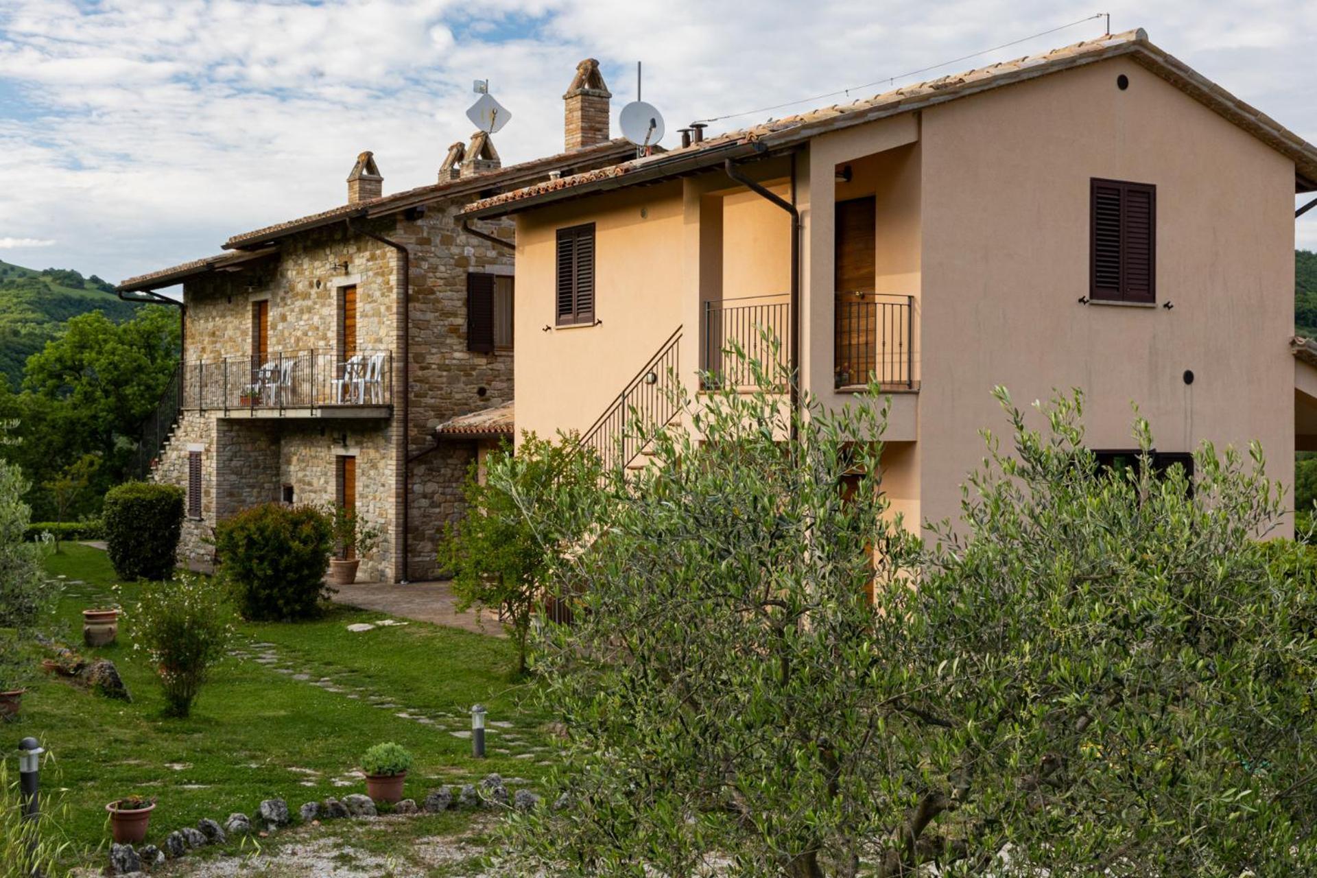 Relais Parco Del Subasio Villa Piano Delle Pieve Exterior foto