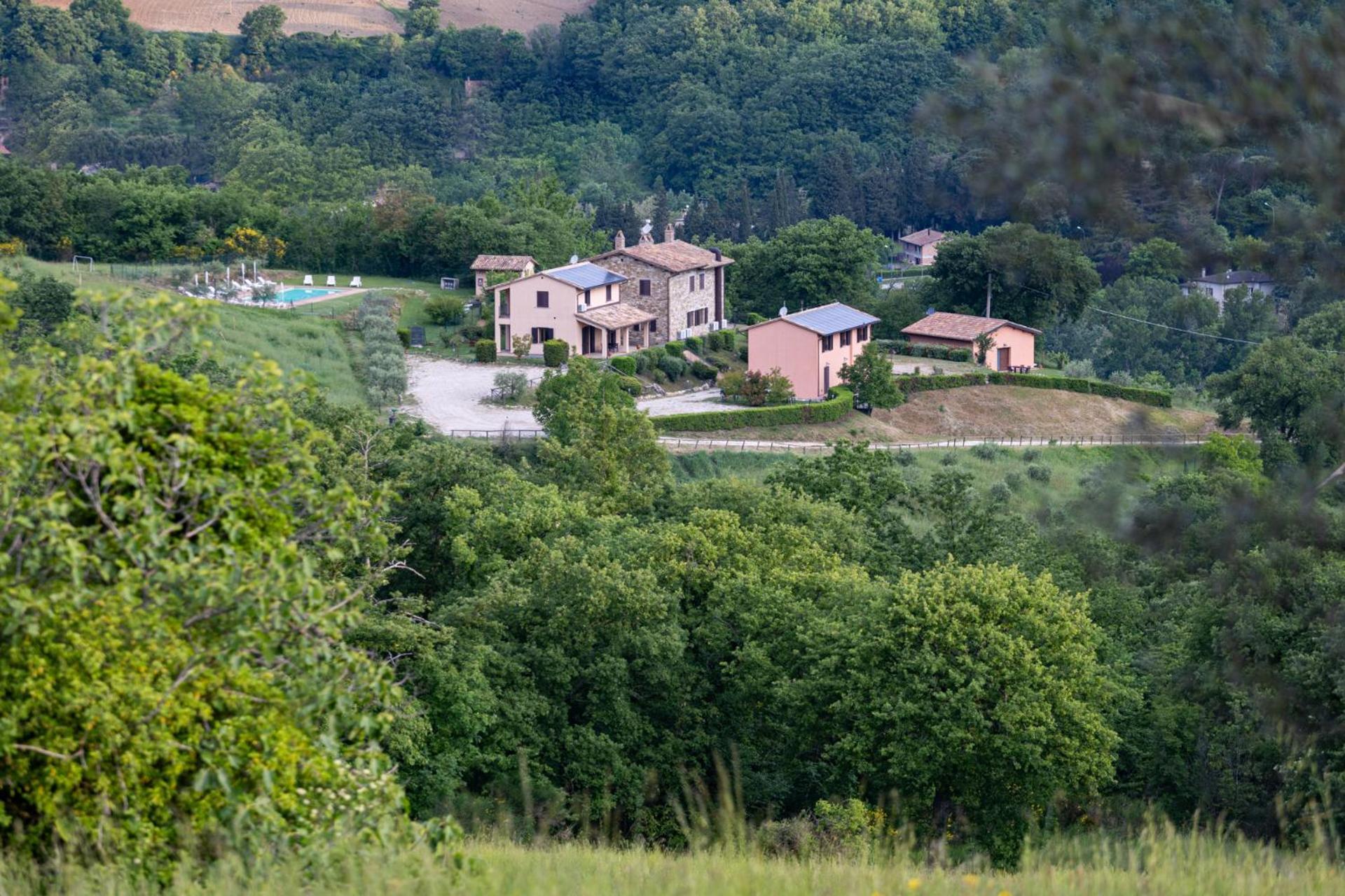 Relais Parco Del Subasio Villa Piano Delle Pieve Exterior foto