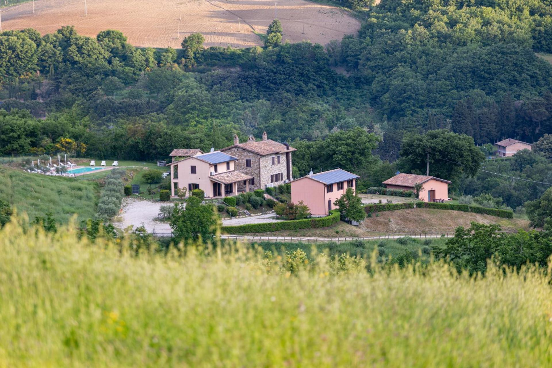 Relais Parco Del Subasio Villa Piano Delle Pieve Exterior foto