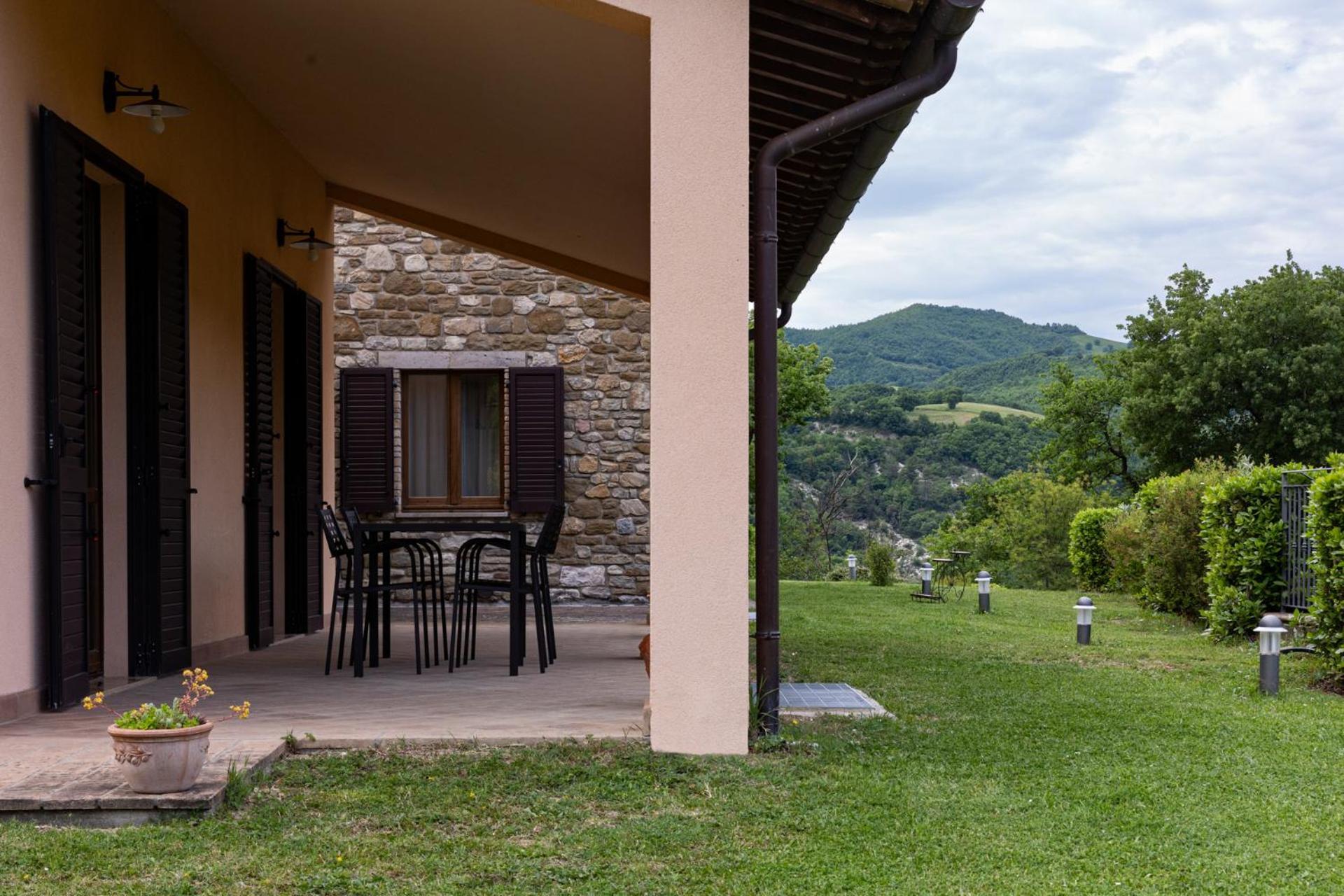 Relais Parco Del Subasio Villa Piano Delle Pieve Exterior foto